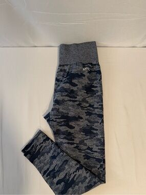 AYBL Kids Camo Leggings - Gray & Navy 23 inch inseam XXL